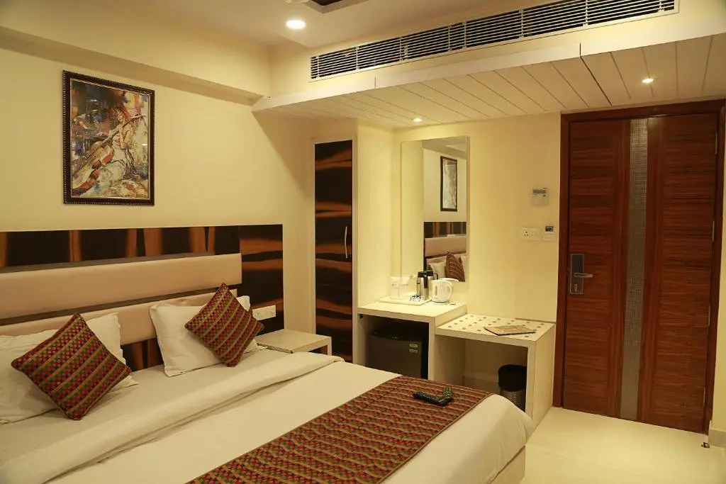 The Shanti Plaza - Travelers choice awarded 2025 - New Delhi Railway Station, Paharganj