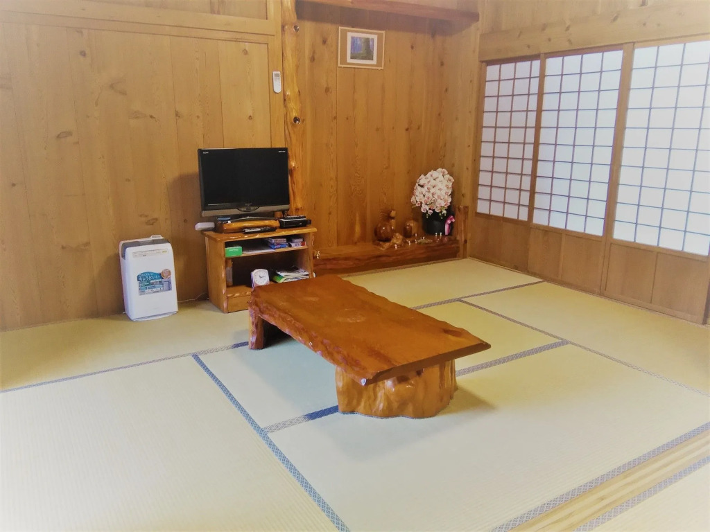 Cottage Yakusugi House