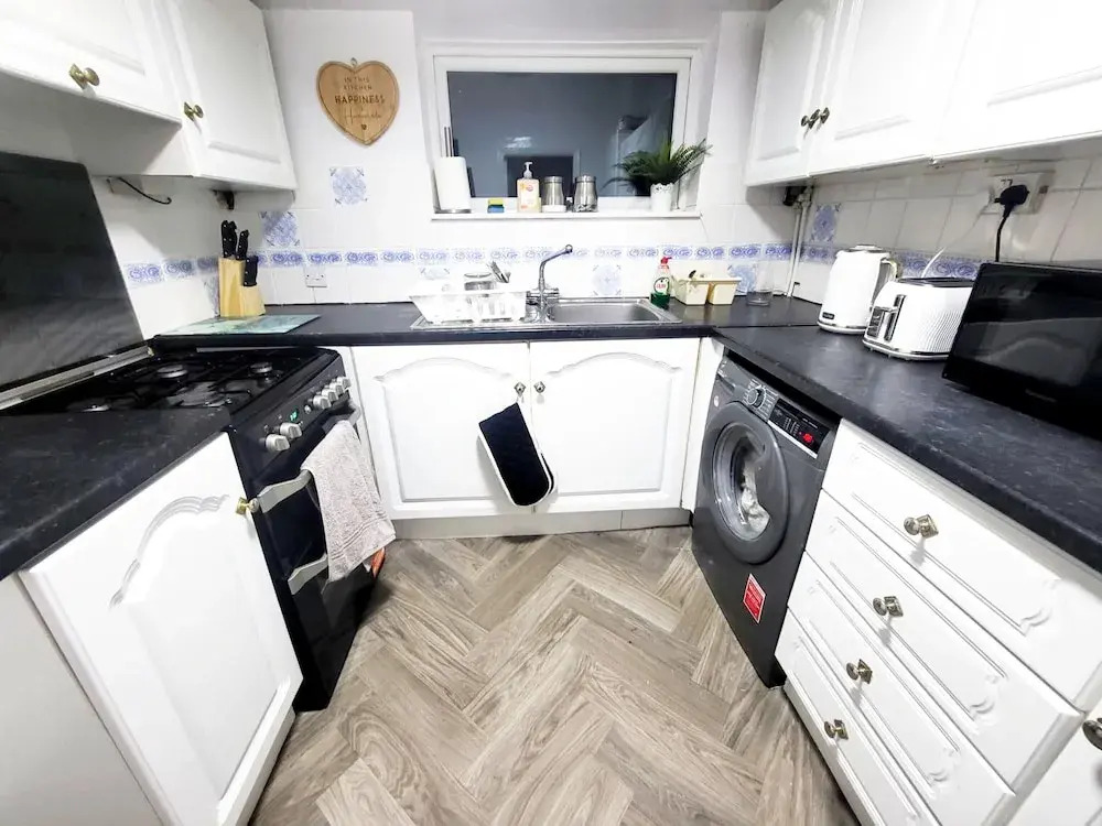 Comfortable Stay - Ivor St