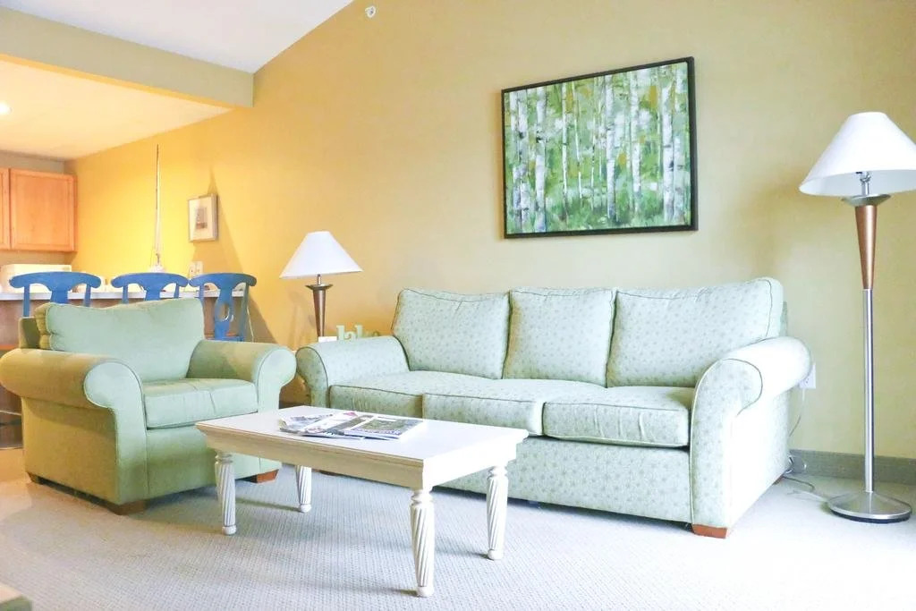 Bay Pointe Inn