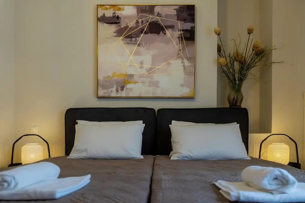 Christine's Golden Suite at Ioannina's Center