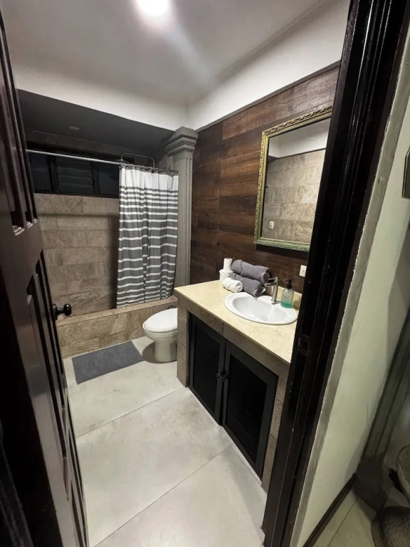 Studio 05 in Santa Ana Central, Convenient, and Comfortable