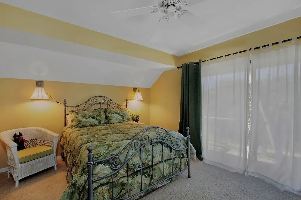 Bimini Avenue Home