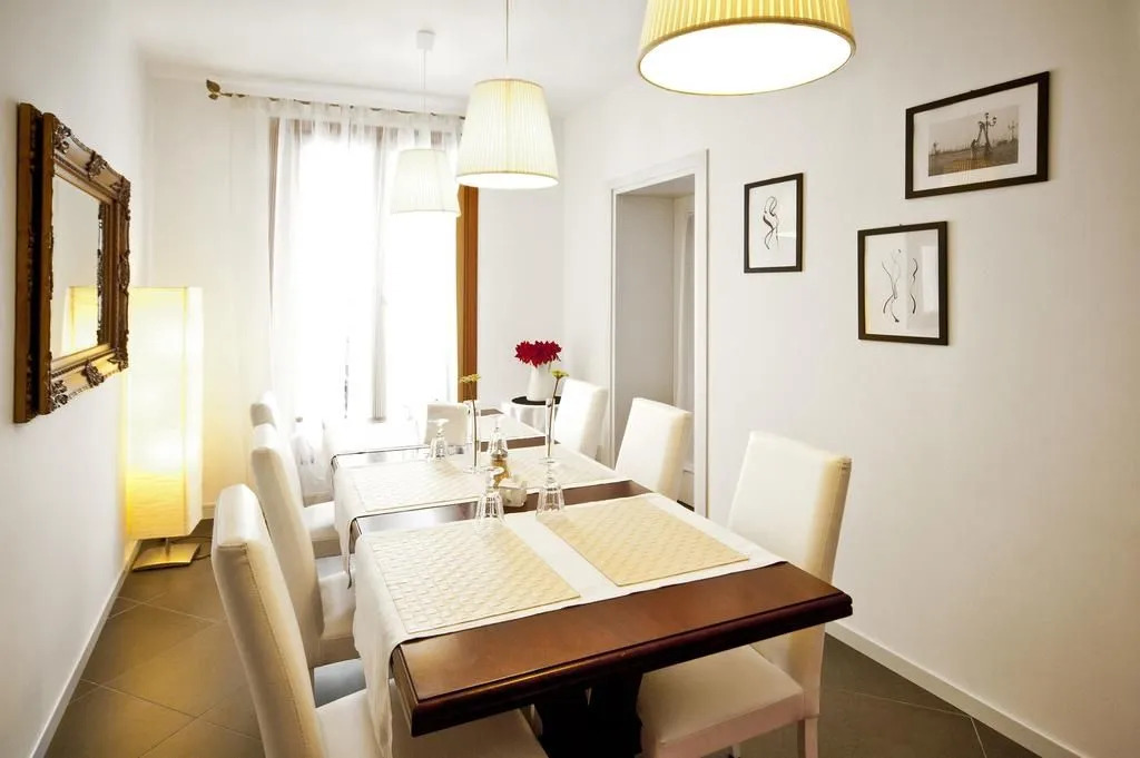 Anzolo Palace - Rooms & Apartments