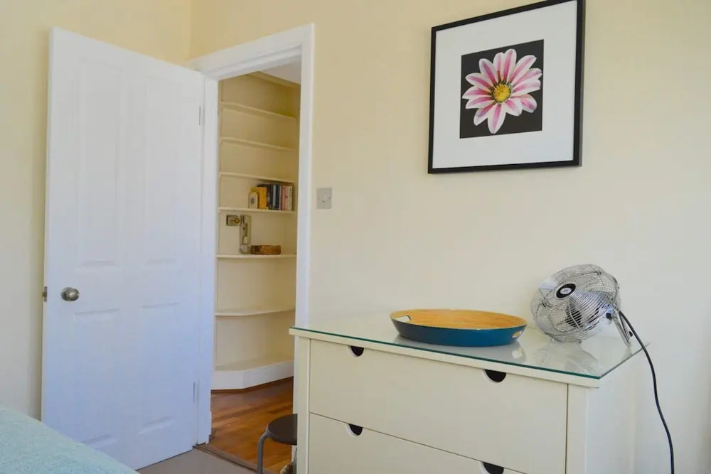 Lovely Top Floor Flat in Leafy Fulham