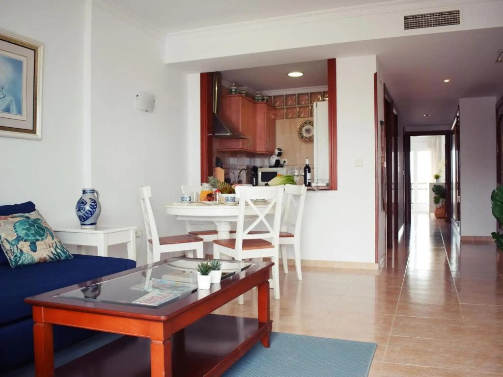 Luminoso apartamento de 3 dormitorios a pie de playa en Torremolinos