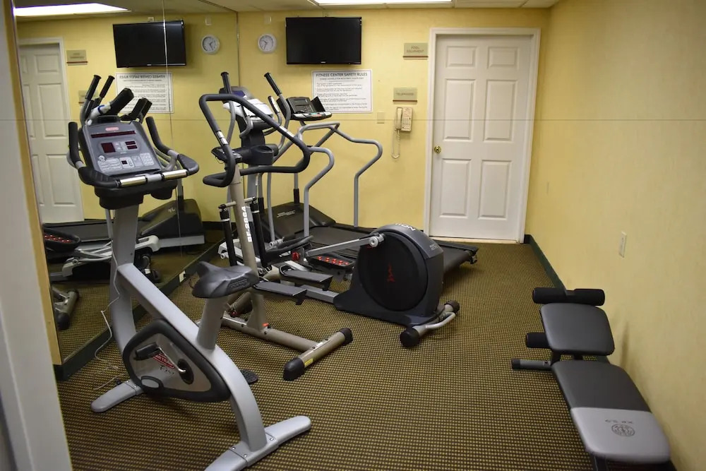 Hawthorn Suites by Wyndham Miamisburg/Dayton Mall South
