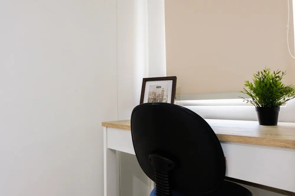 New Studio Apartment at Springwood Residence