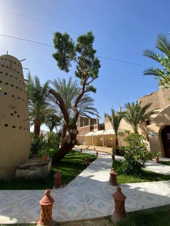 sekhmet hotel