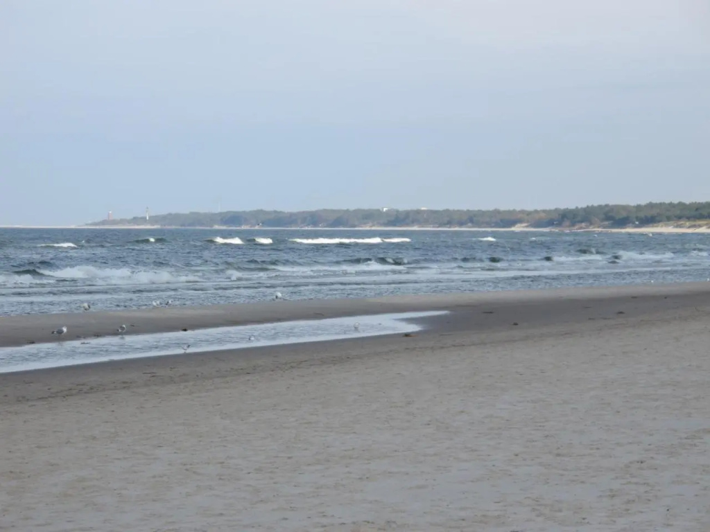 Jasnoszary Apartament Sun Seasons 24 w Kołobrzegu Blisko Morza by Noclegi Renters