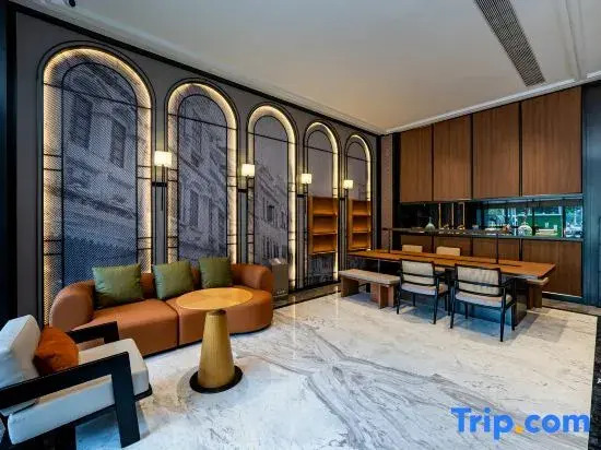 Starway Hotel