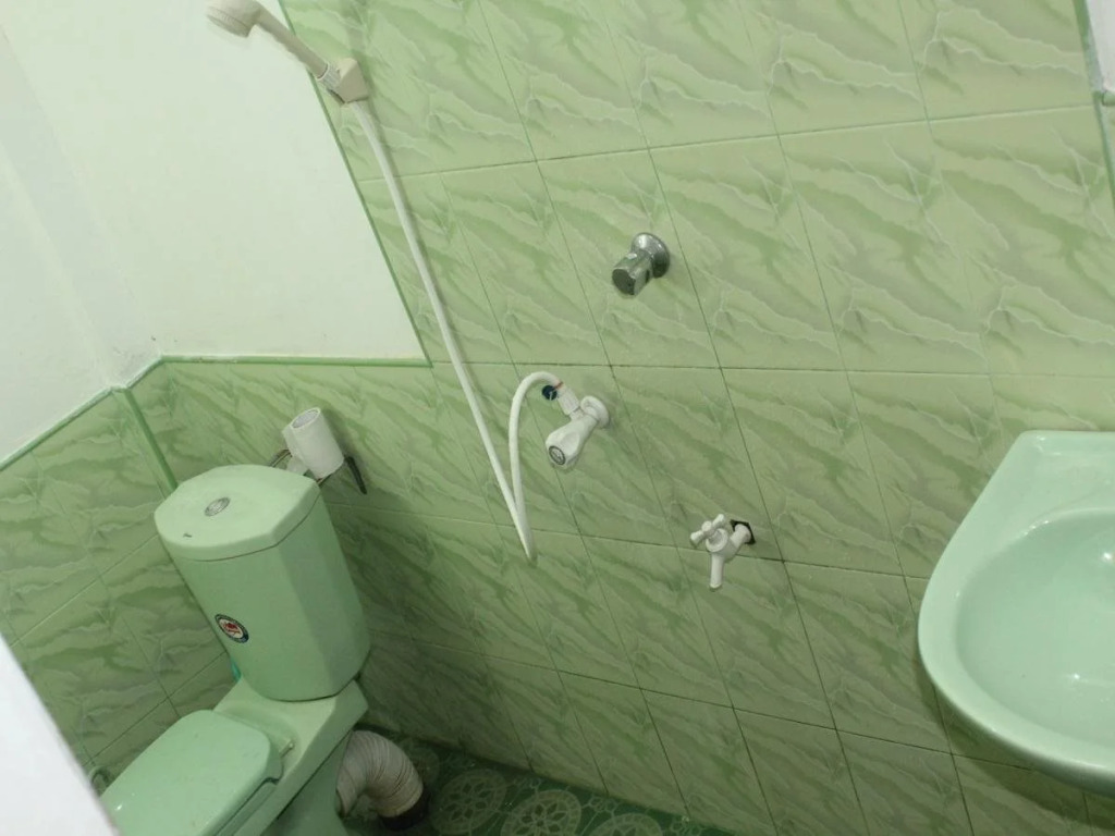 Ananda Home Stay and Restaurant
