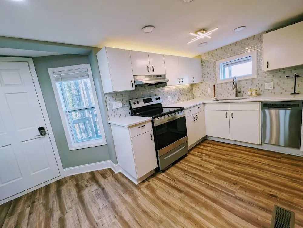 1303 Colony Dr Marietta - Full Home
