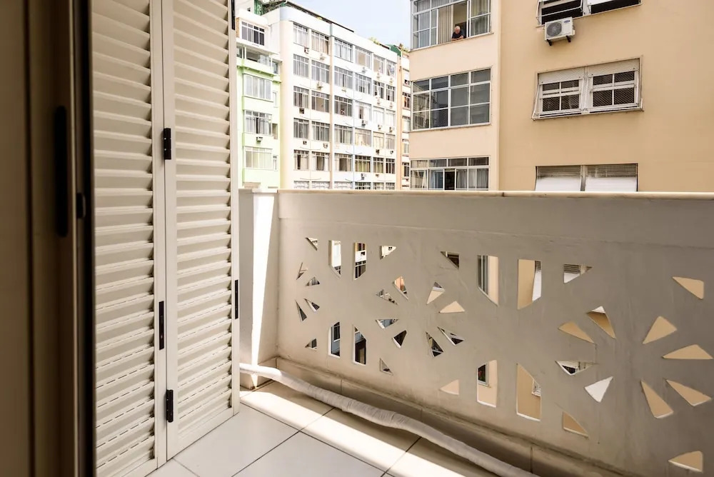 Omar do Rio - Apartamento SB703