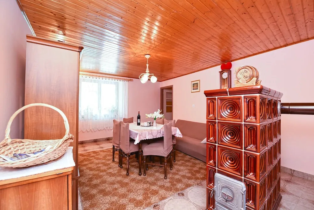 Apartment 1492