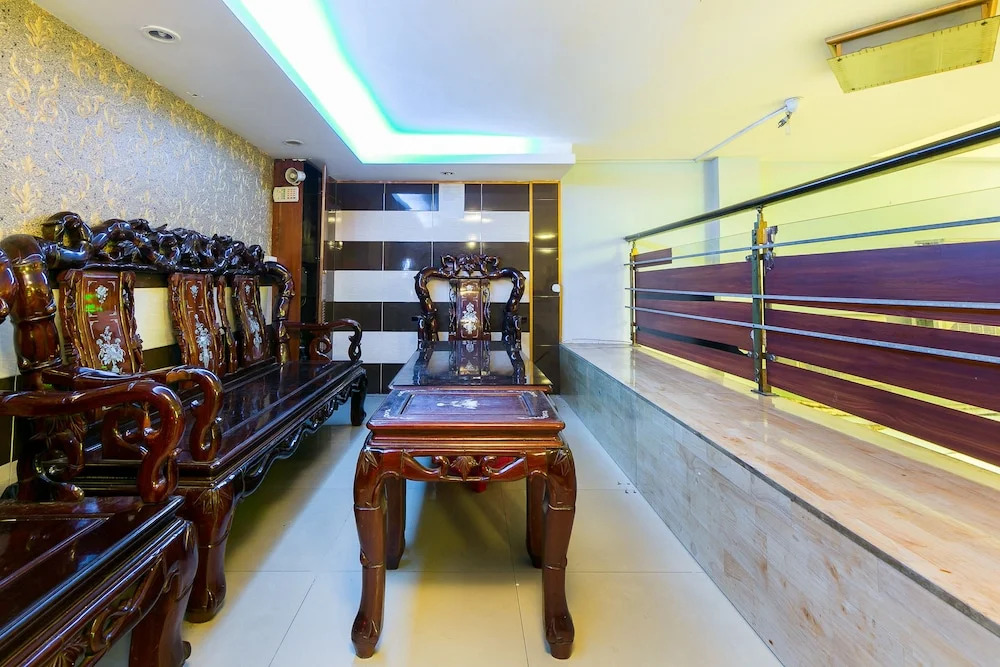 Khách Sạn Bình Dung