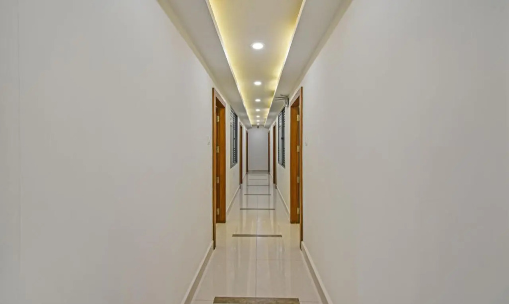 Itsy Hotels Deluxe Inn
