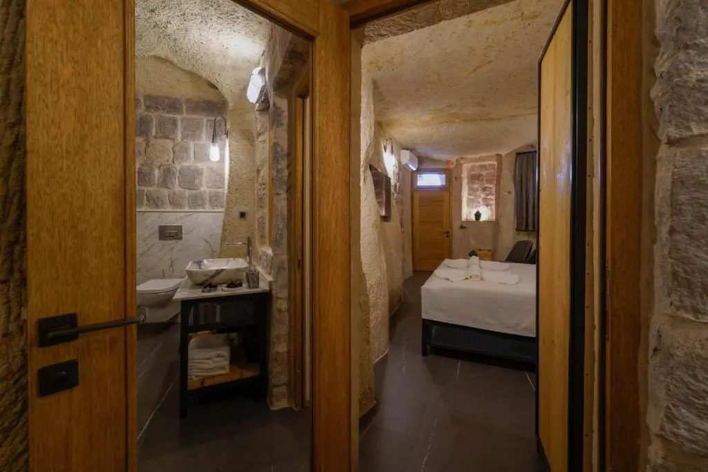 The Niche Cave Hotel