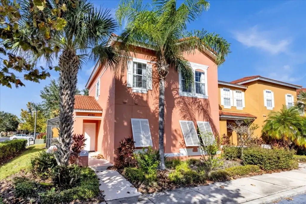 4 Bedrooms 3 Bathrooms Terra Verde 4725 Vb