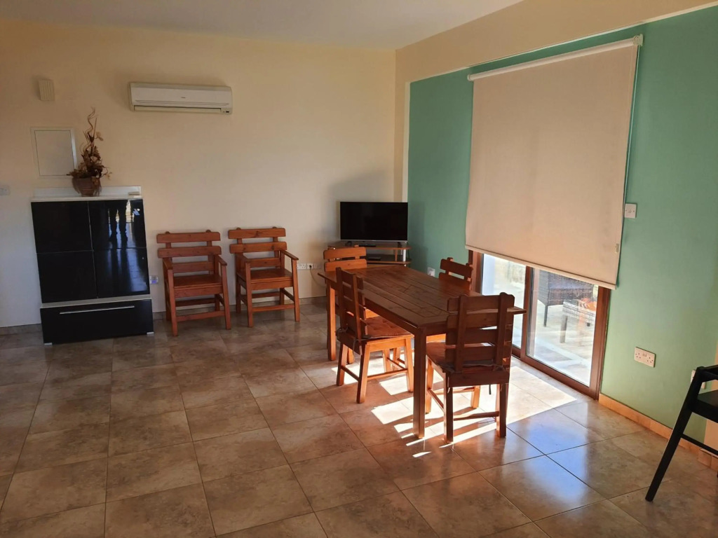 JOANNA SUNSET APTS Pomos