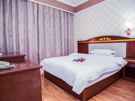 Beiliu Grand Hotel (Guijiang Pearl Pedestrian Street)