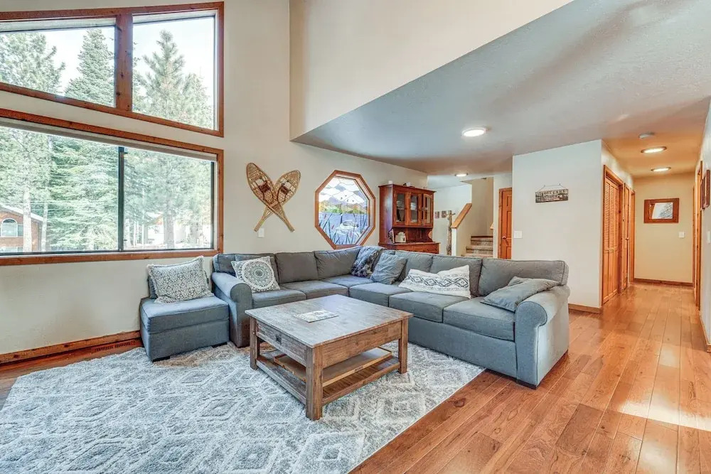 Family-friendly Truckee Cabin in Tahoe Donner!