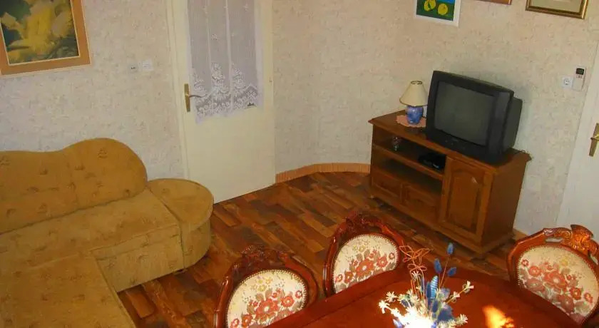 Apartment Ponistra