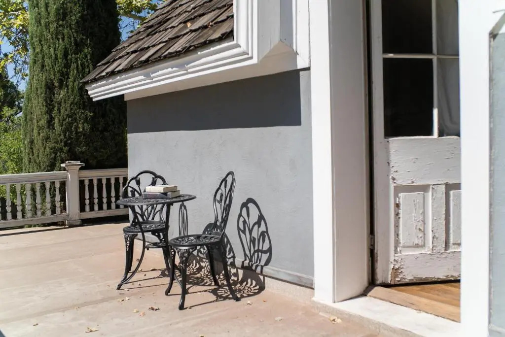 The Mulberry Inn -An Historic Bed and Breakfast