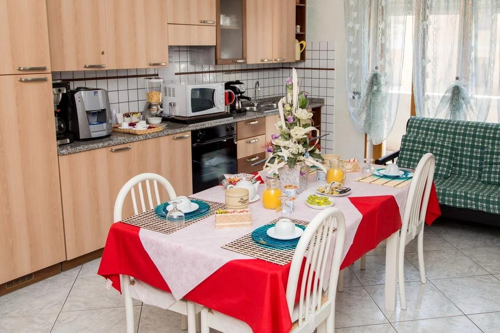 SoleLunaMare Guest House