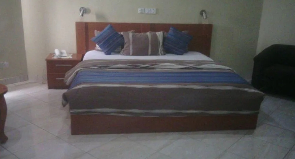 Divine Fountain Hotel