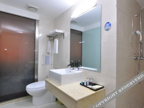 Kunming Lianqin Hotel (Xicheng Times Mianshan Subway Station Branch)