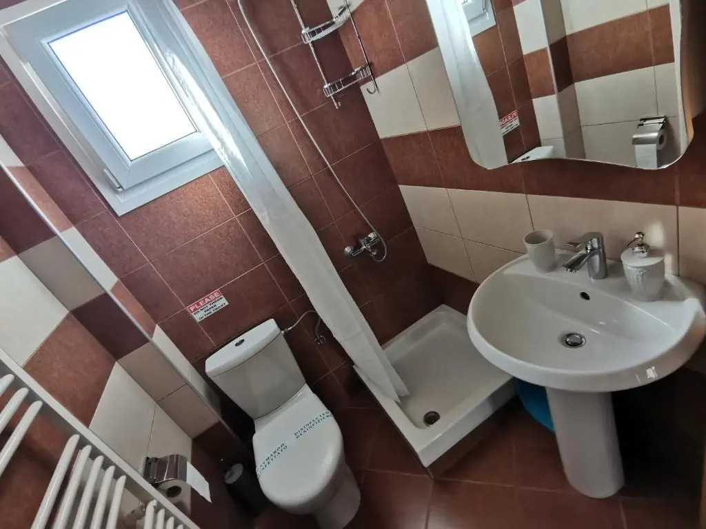Iris Deluxe Suites 1