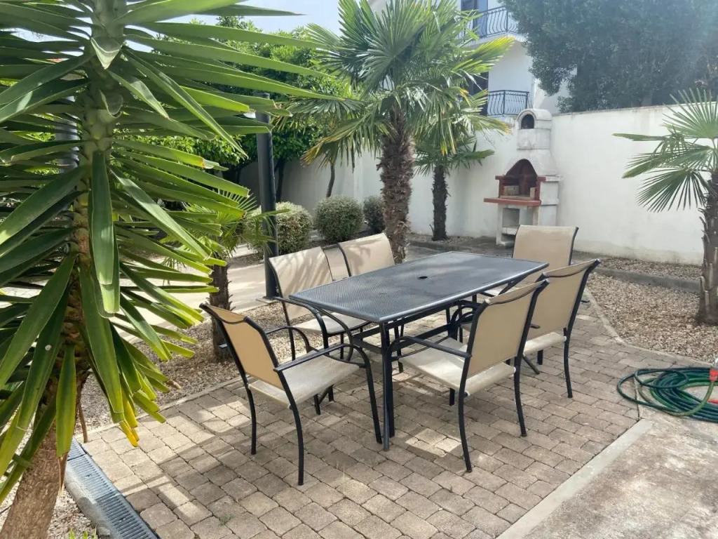 Apartments Villa Roza