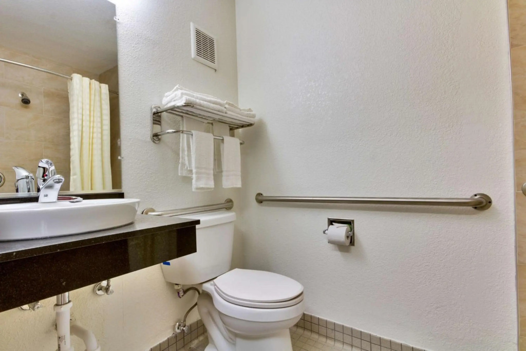 Studio 6 Dallas, TX - Garland - Northeast