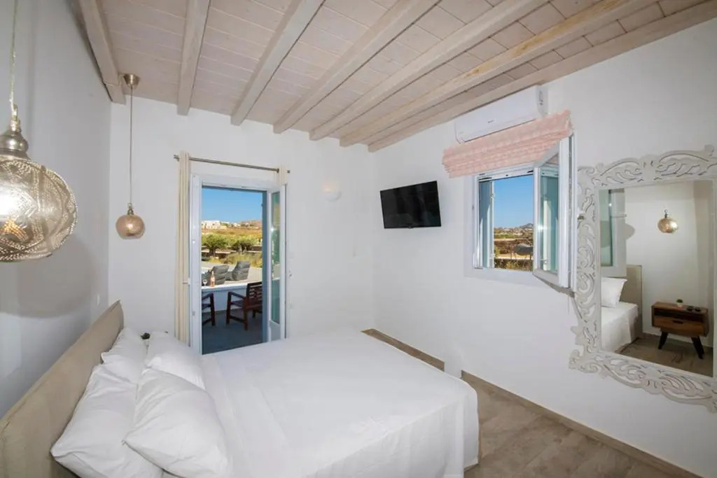 Villa Zaira by Opus