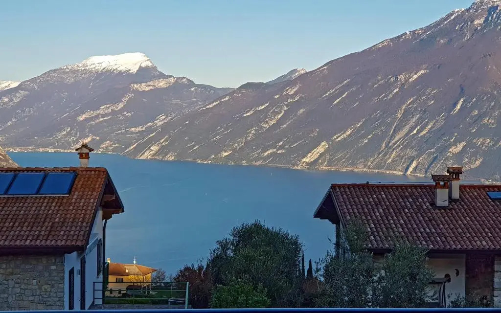 Villetta Sogno sul Lago by Gardadomusmea