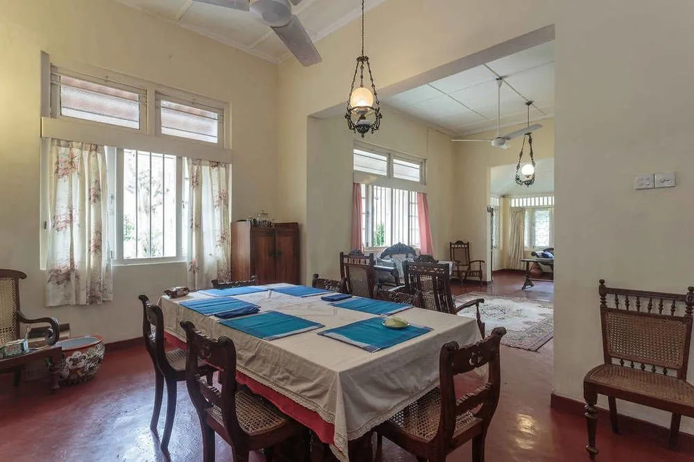 Charming Homestay by The Beach