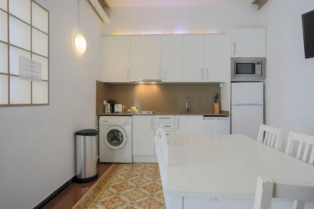 BBarcelona Sagrada Familia Garden Apartment