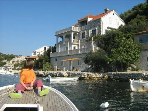 Villa Maria
