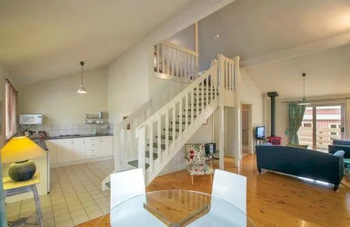 Tarascon Ridge Estate