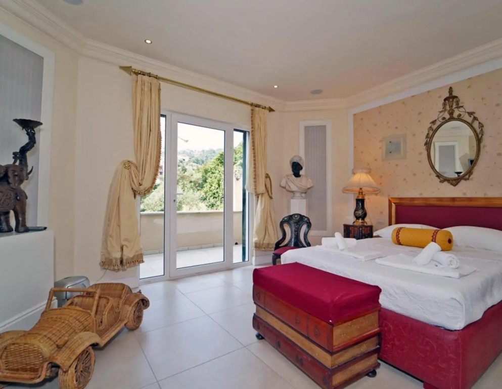 Villa Byron