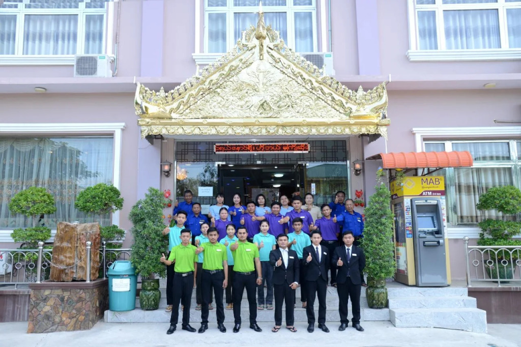 Royal Naung Yoe Hotel
