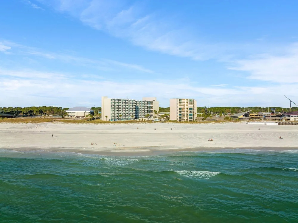 Beachfront Studio Condo - Top of the Gulf 317