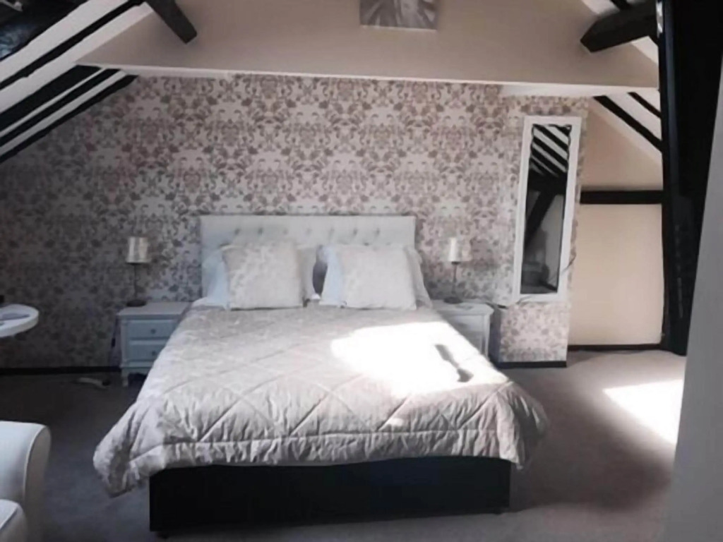 Coach house hotel