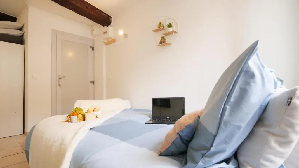 Charmant Studio 25 M2 Centre Ville Avignon