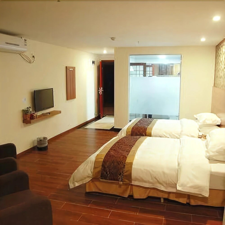 Starway Hotel Qingdao Middle Xianggang Road