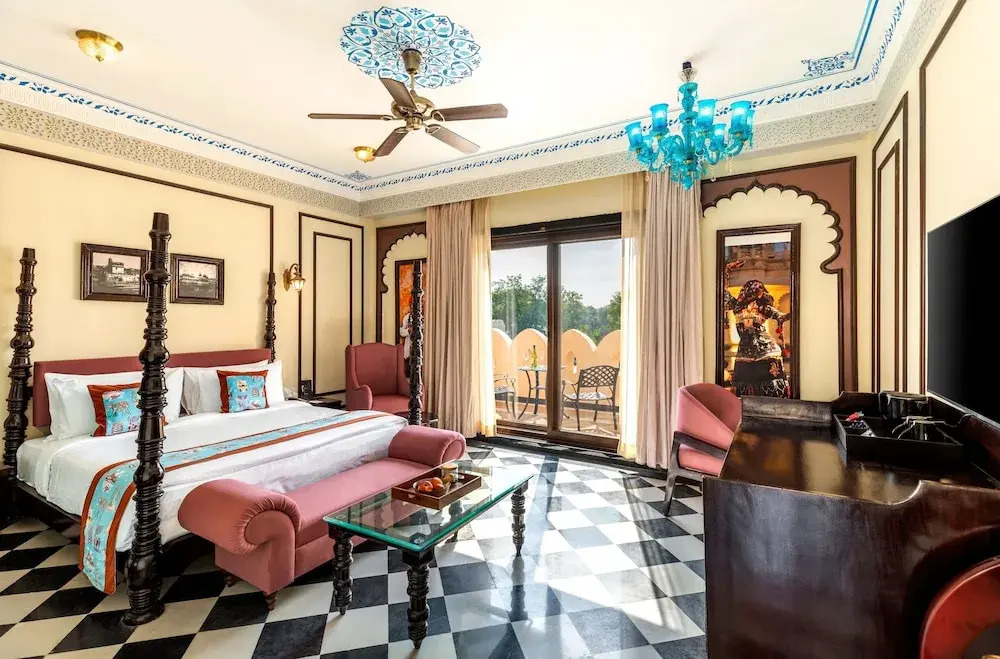 Kesarbagh Palace