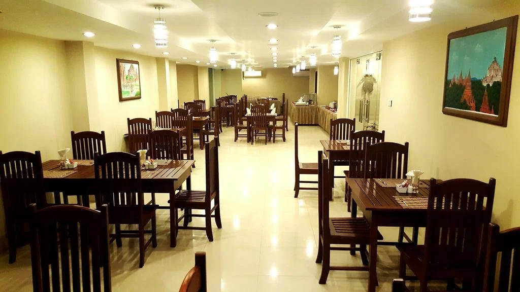 Royal Bagan Hotel