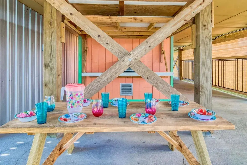 The Cotton Candy Beach House 3 Bedroom Cottage by Redawning