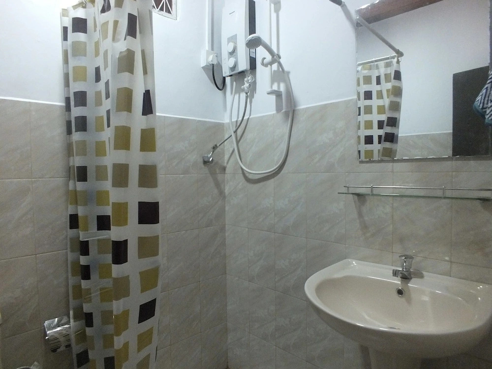 Drop Inn Hostels